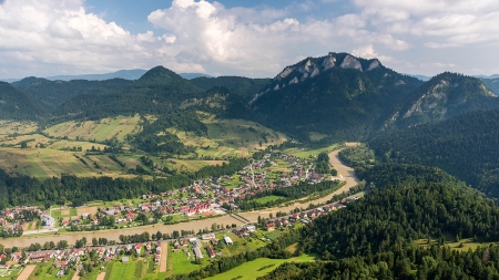 autor: CBS flying team  Zdroj: Obec Červený Kláštor