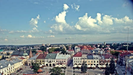 Krosno, Parva Cracovia "Mały Kraków” panorama miasta, fot. Janalexandernovalis, CC BY-SA 3.0 pl, Wikimedia Commons