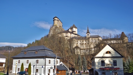 Oravski Podzamok, Mariusz Kędzierski, CC BY-NC 2.0, Flickr