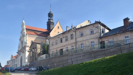 Przemyśl, Klasztor Karmelitów Bosych w Przemyślu_Henryk Bielamowicz, CC BY-SA 4.0, Wikimedia Commons