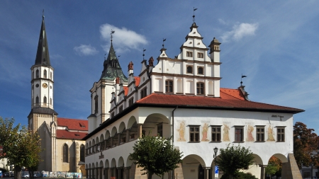 Ratusz w Lewoczy, fot. Sebastian Mierzwa, CC BY-SA 4.0 Wikimedia Commons