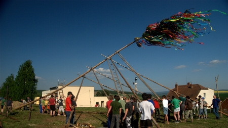 Stávanie >mája< Adam Zivner CC BY-SA 3.0