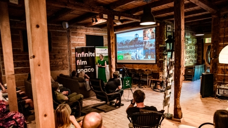 Kino Końkret podczas Otwarcia Podkarpackiego Szlaku Filmowego w Bieszczadach, lipiec 2022, fot. Michał Woźny, Podkarpacka Komisja Filmowa