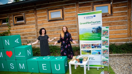 Kino Końkret podczas Otwarcia Podkarpackiego Szlaku Filmowego w Bieszczadach, lipiec 2022, fot. Michał Woźny, Podkarpacka Komisja Filmowa