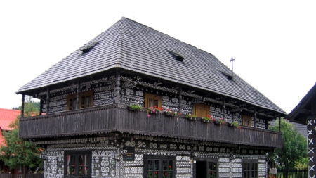 Toto médium zobrazuje chránenú pamiatku s císlom NKP 511-2135/0 v Slovenskej republike, Juloml, CC BY-SA 3.0